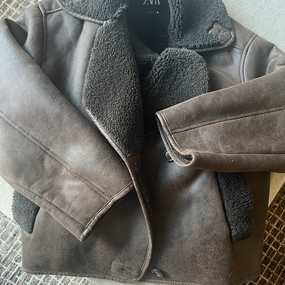 Zara Faux shearling lined jacket - Picture 7 of 10